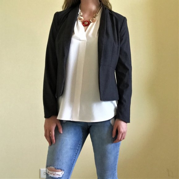 New Calvin Klein Off-White Sleeveless Blouse - Picture 1 of 4